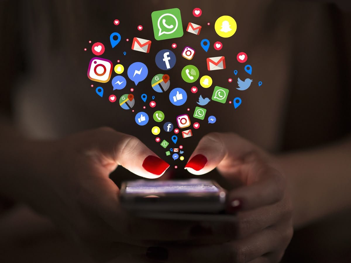 How Much Does It Cost to Build a Mobile App? 
